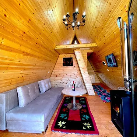 Vilat Suka Mkushit * Shkodër